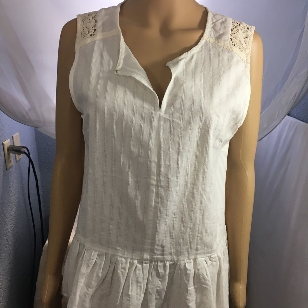 Sleeveless White Lace-Shoulder Peasant Top